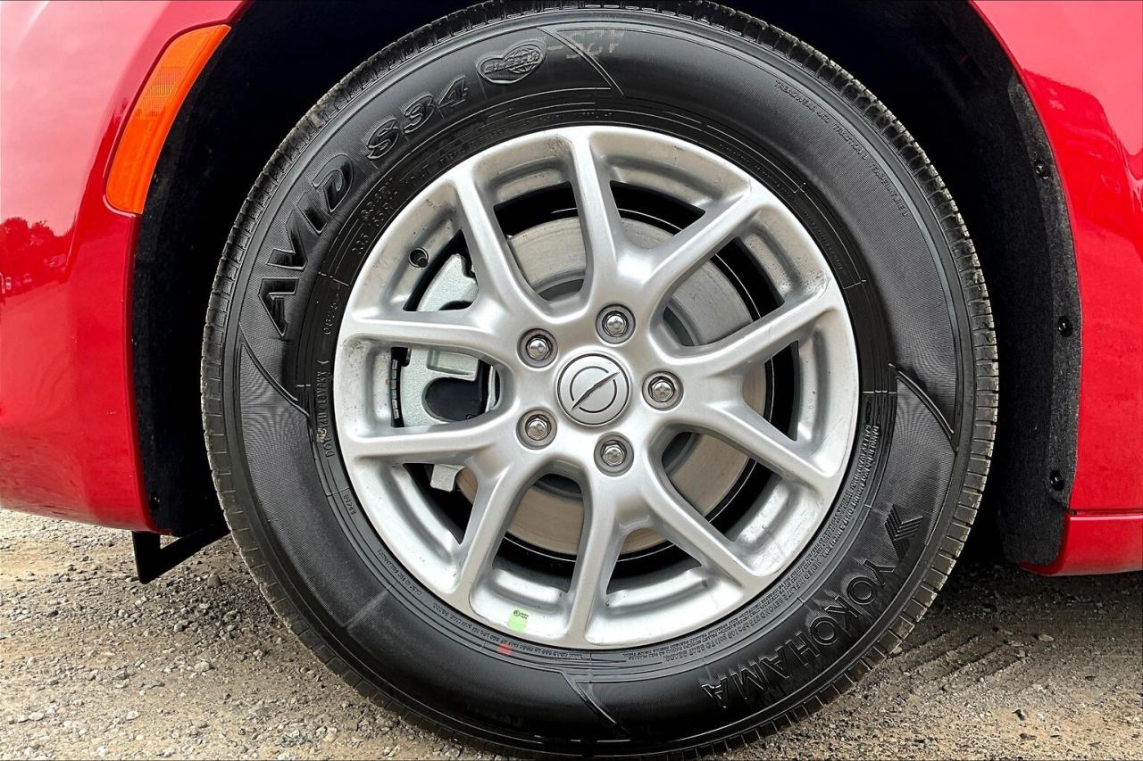 2025 Dodge Grand Caravan SXT | 10.1" Touch Screen | Leather | Stow N Go Photo