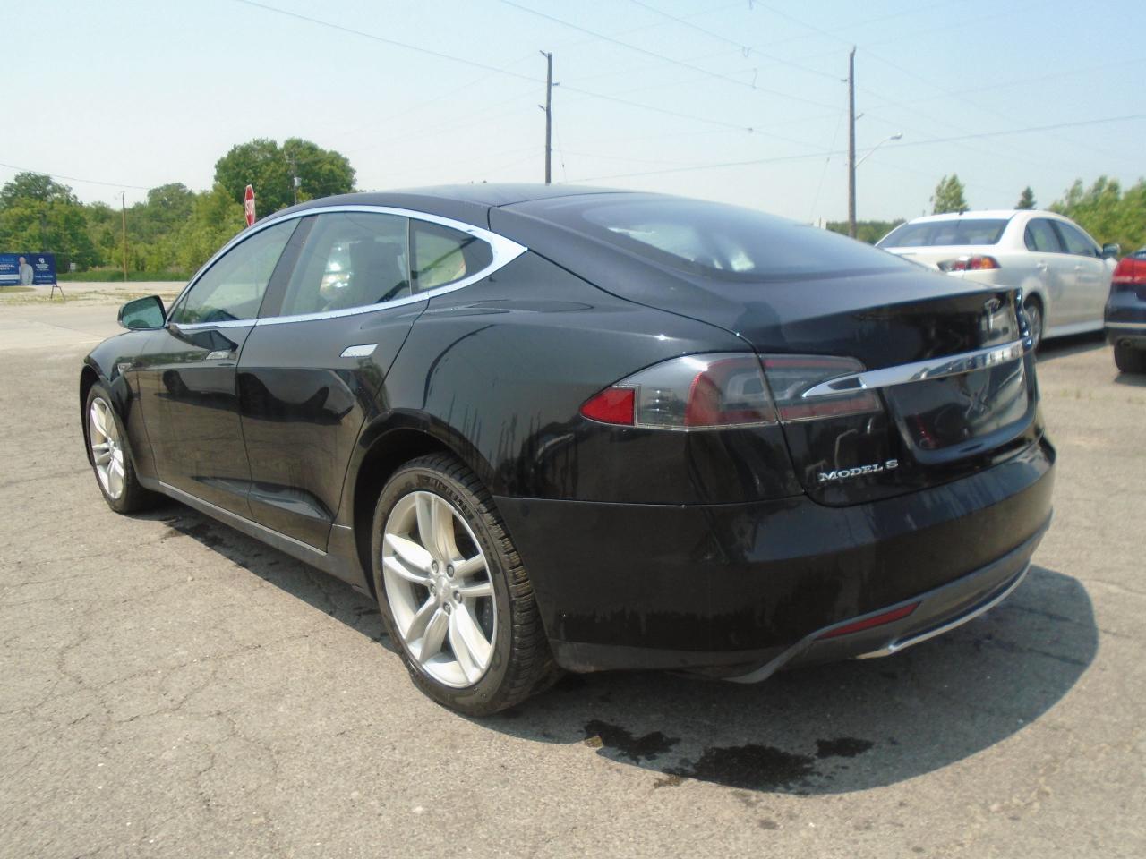 2013 Tesla Model S Model S 85 Sdn 396km FULL CHARGE - Photo #5