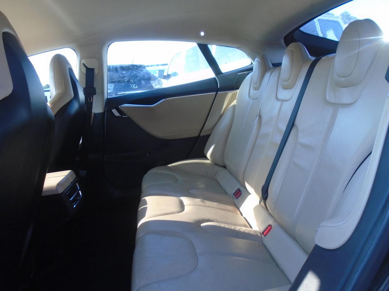 2013 Tesla Model S Model S 85 Sdn 396km FULL CHARGE - Photo #12