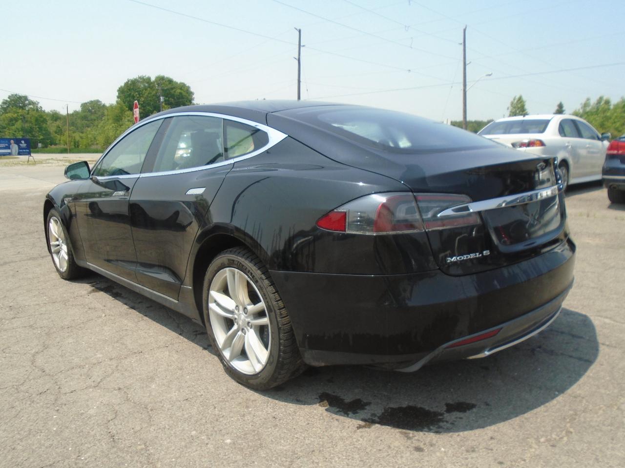 2013 Tesla Model S Model S 85 Sdn 396km FULL CHARGE - Photo #5