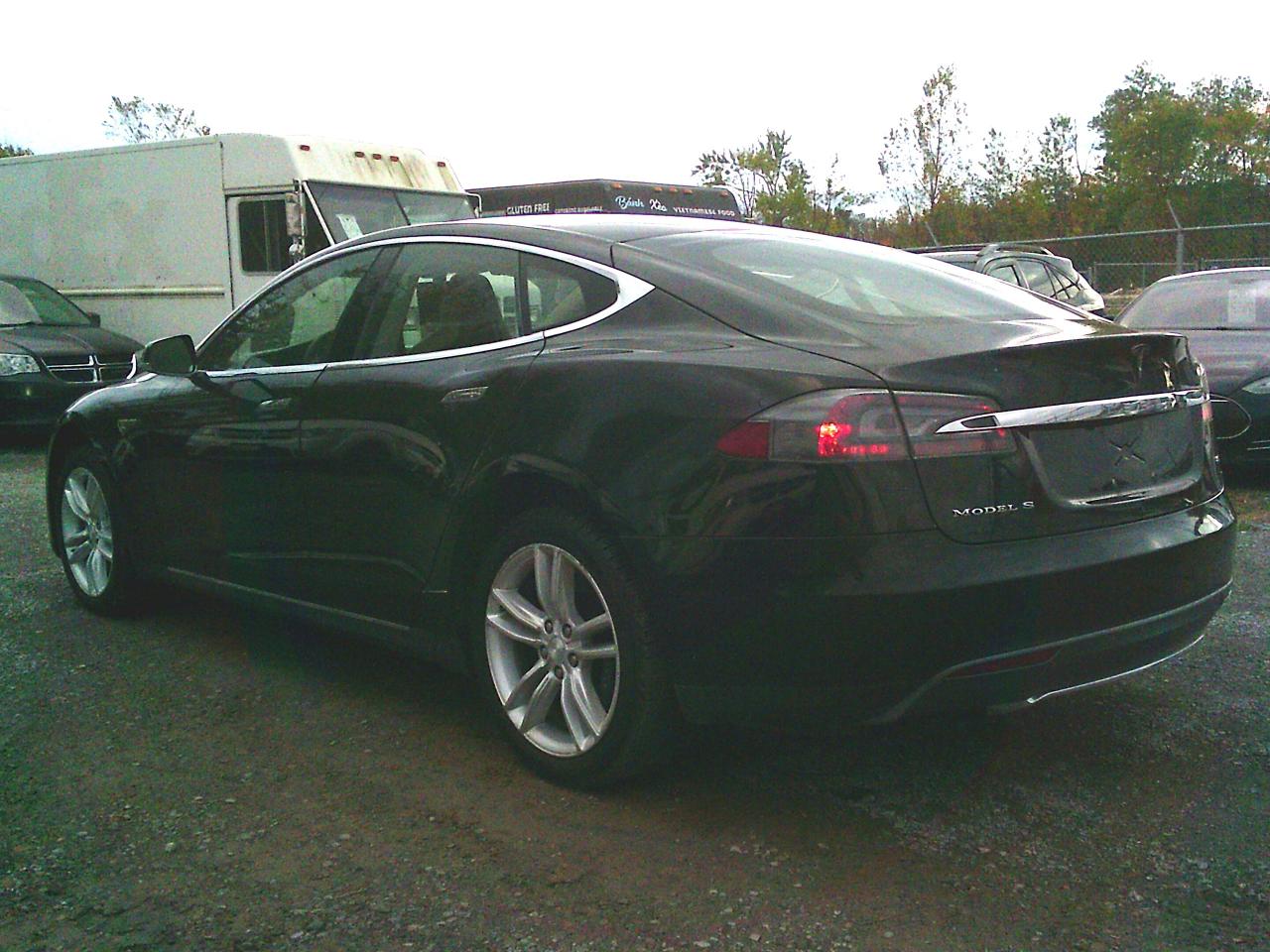2013 Tesla Model S FREE supercharging Model S 85 Full Range:396km - Photo #8