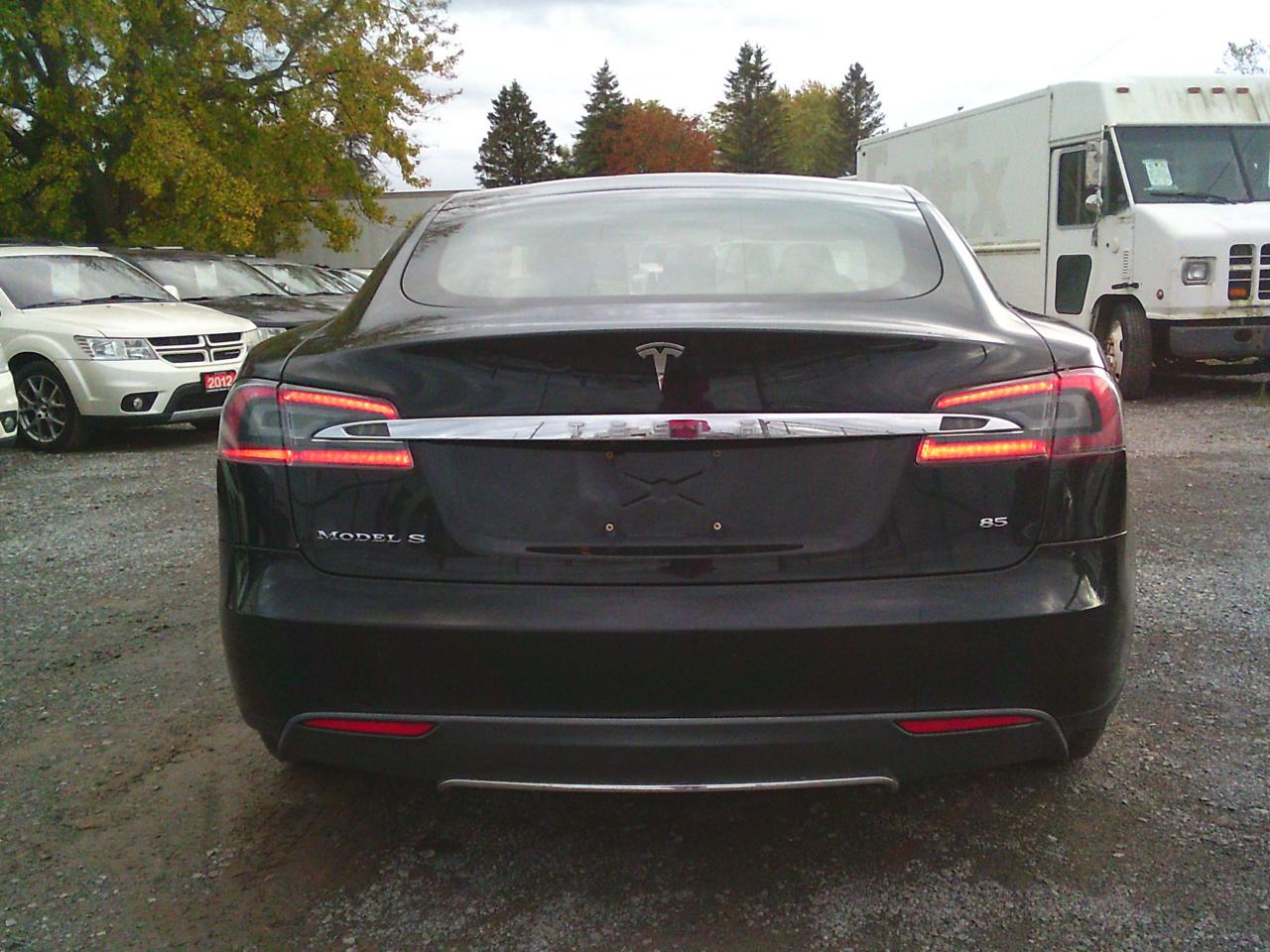 2013 Tesla Model S FREE supercharging Model S 85 Full Range:396km Photo