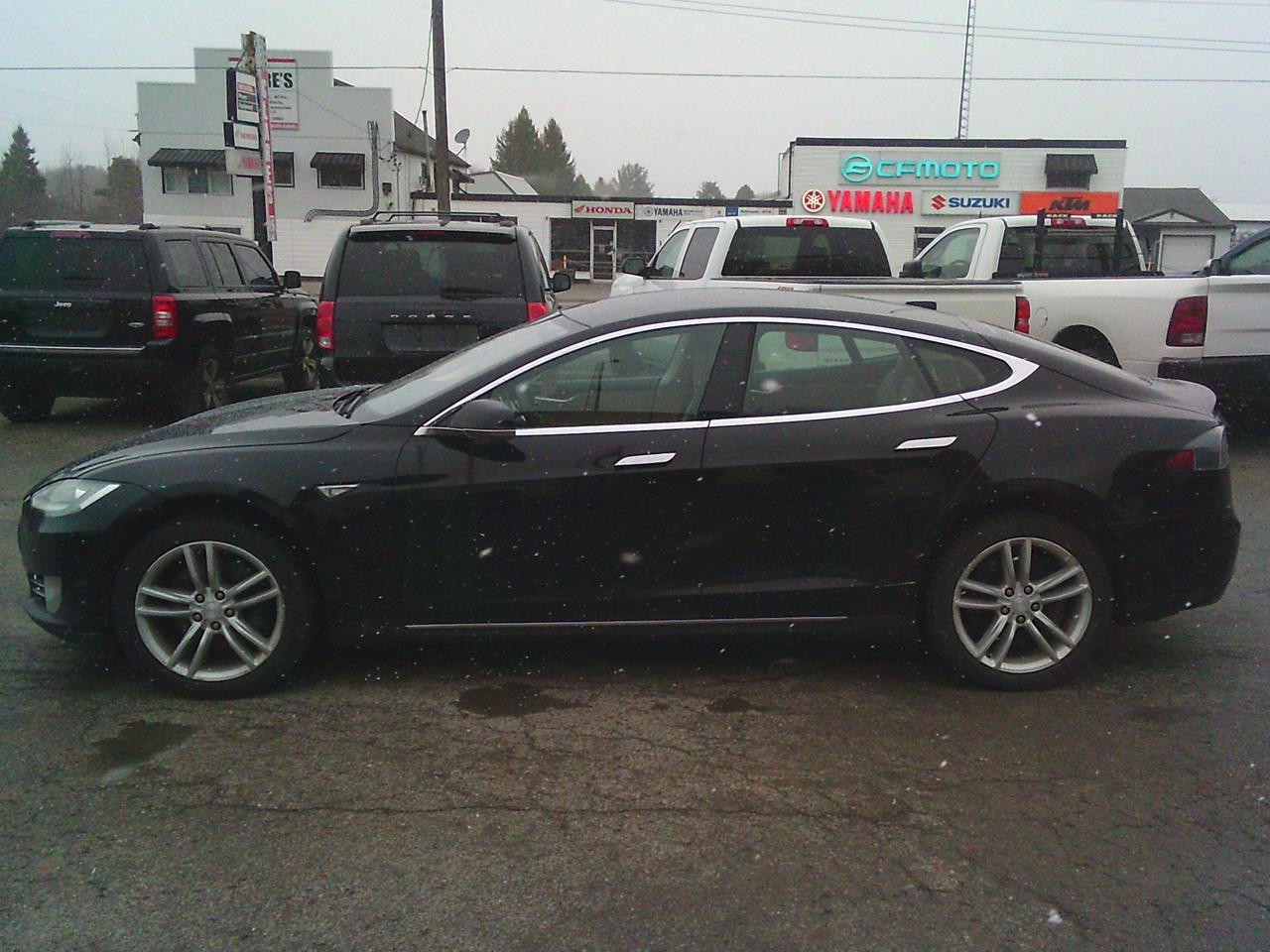 2013 Tesla Model S FREE supercharging Model S 85 Full Range:396km Photo4