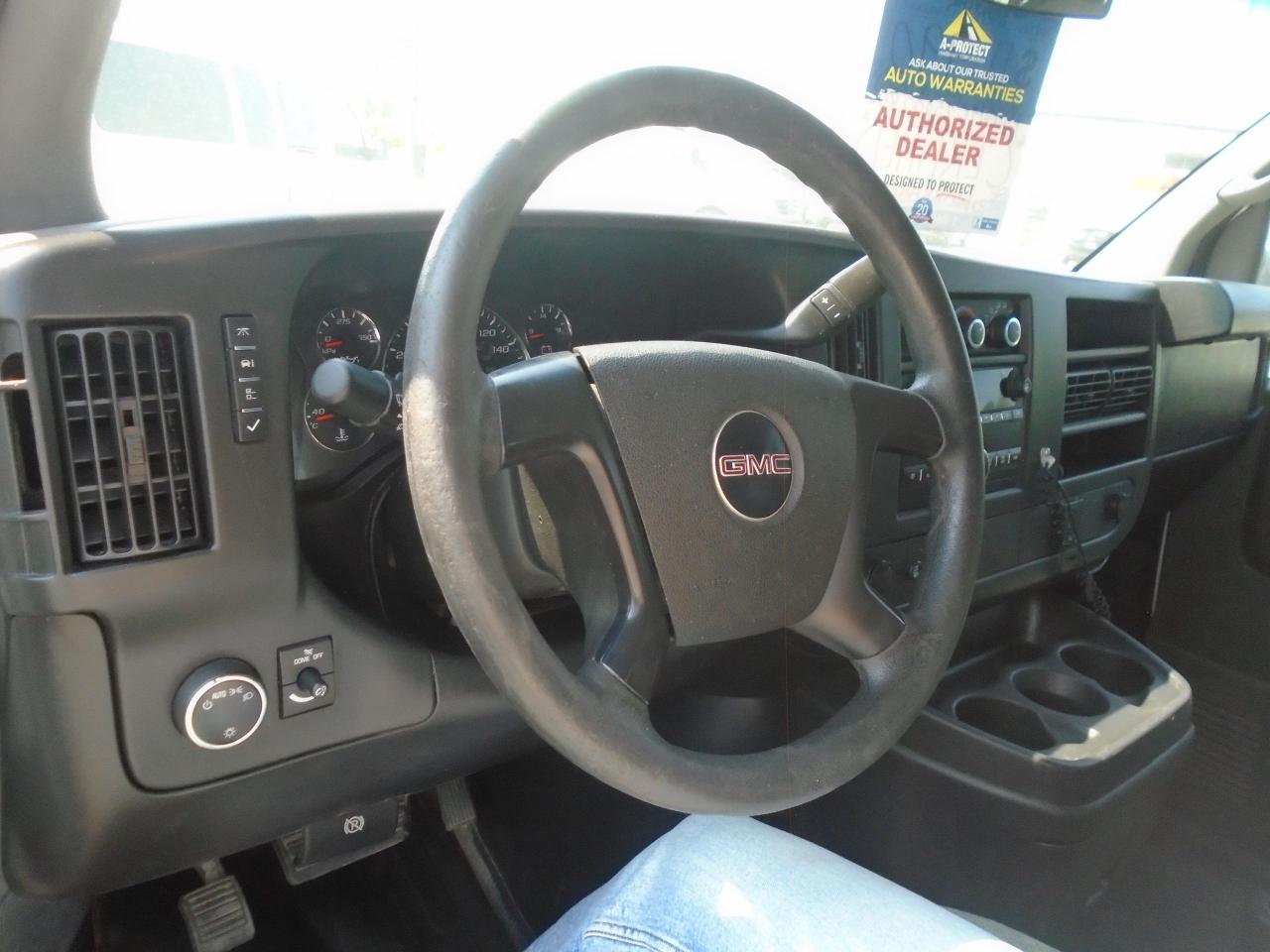 2015 GMC Savana Cargo Van RWD 2500 135 - Photo #12
