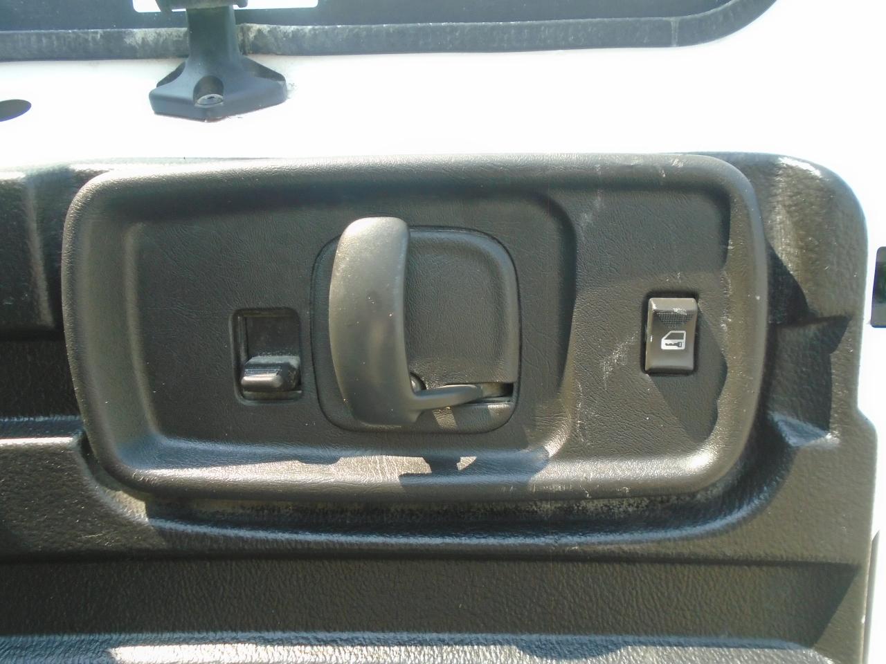 2015 GMC Savana Cargo Van RWD 2500 135 - Photo #21