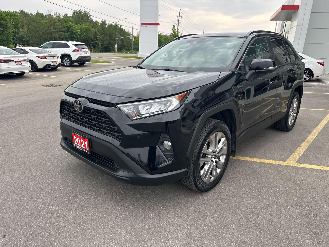 Used 2021 Toyota RAV4 XLE for sale in Simcoe, ON