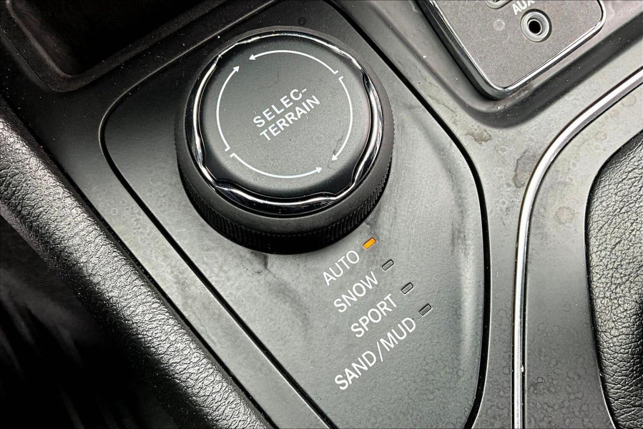 12632346