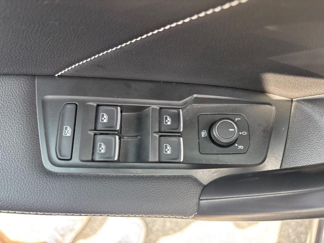 12632547