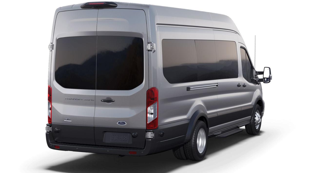 2025 Ford Transit XLT Photo2