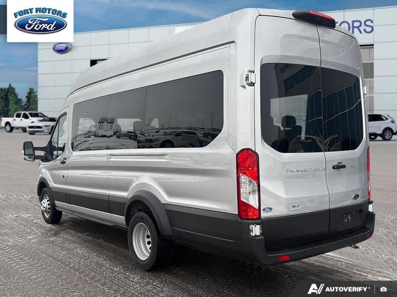 2025 Ford Transit XLT Photo3