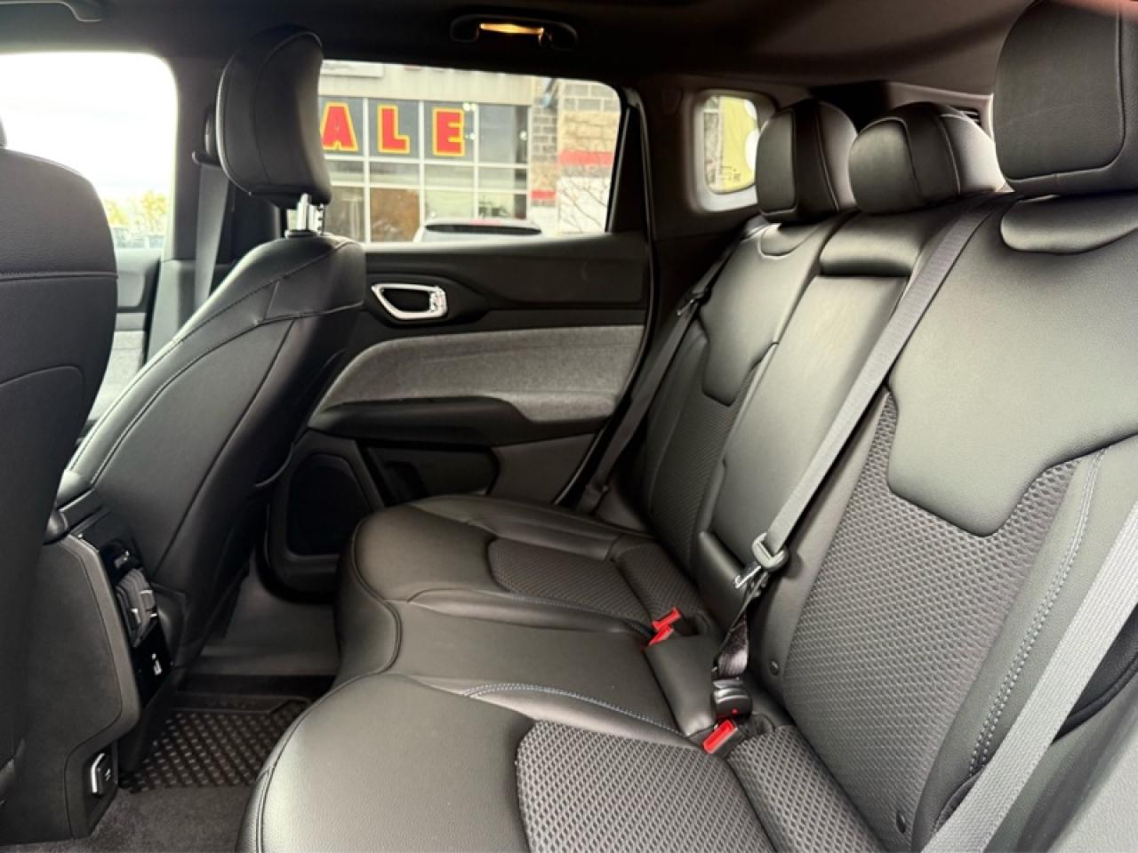 2025 Jeep Compass North  - Sunroof Photo