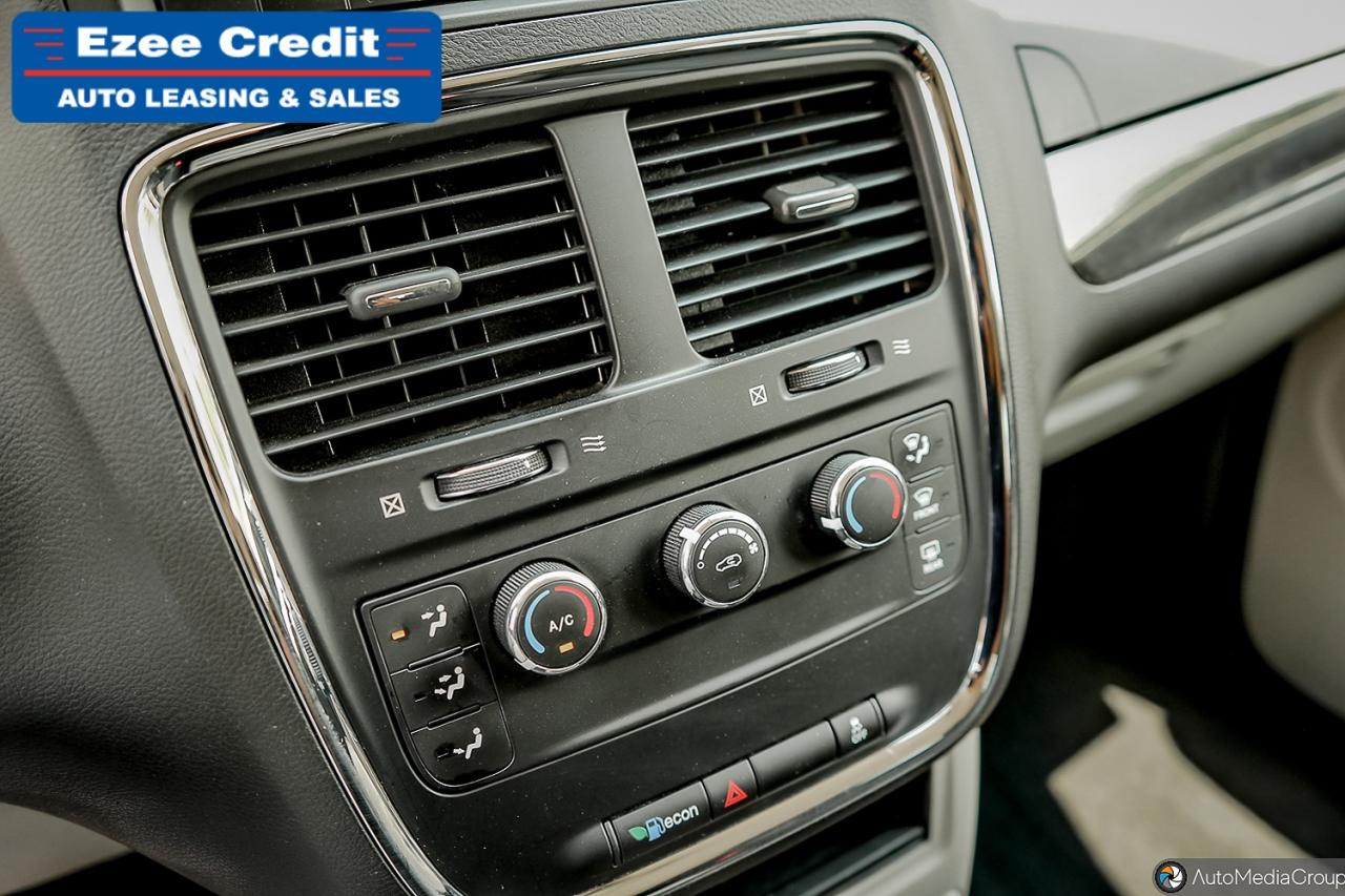 2017 Dodge Grand Caravan SXT Photo47