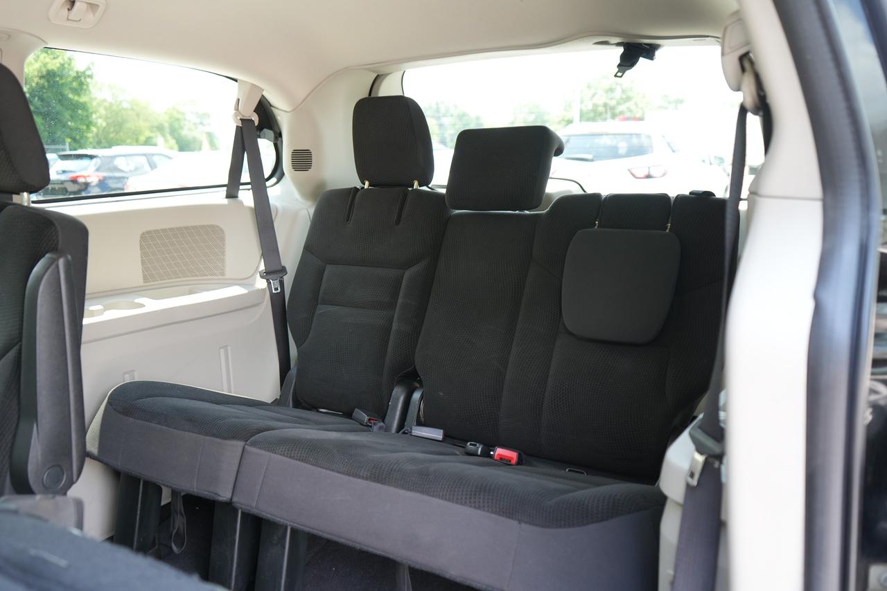 2017 Dodge Grand Caravan SXT Photo
