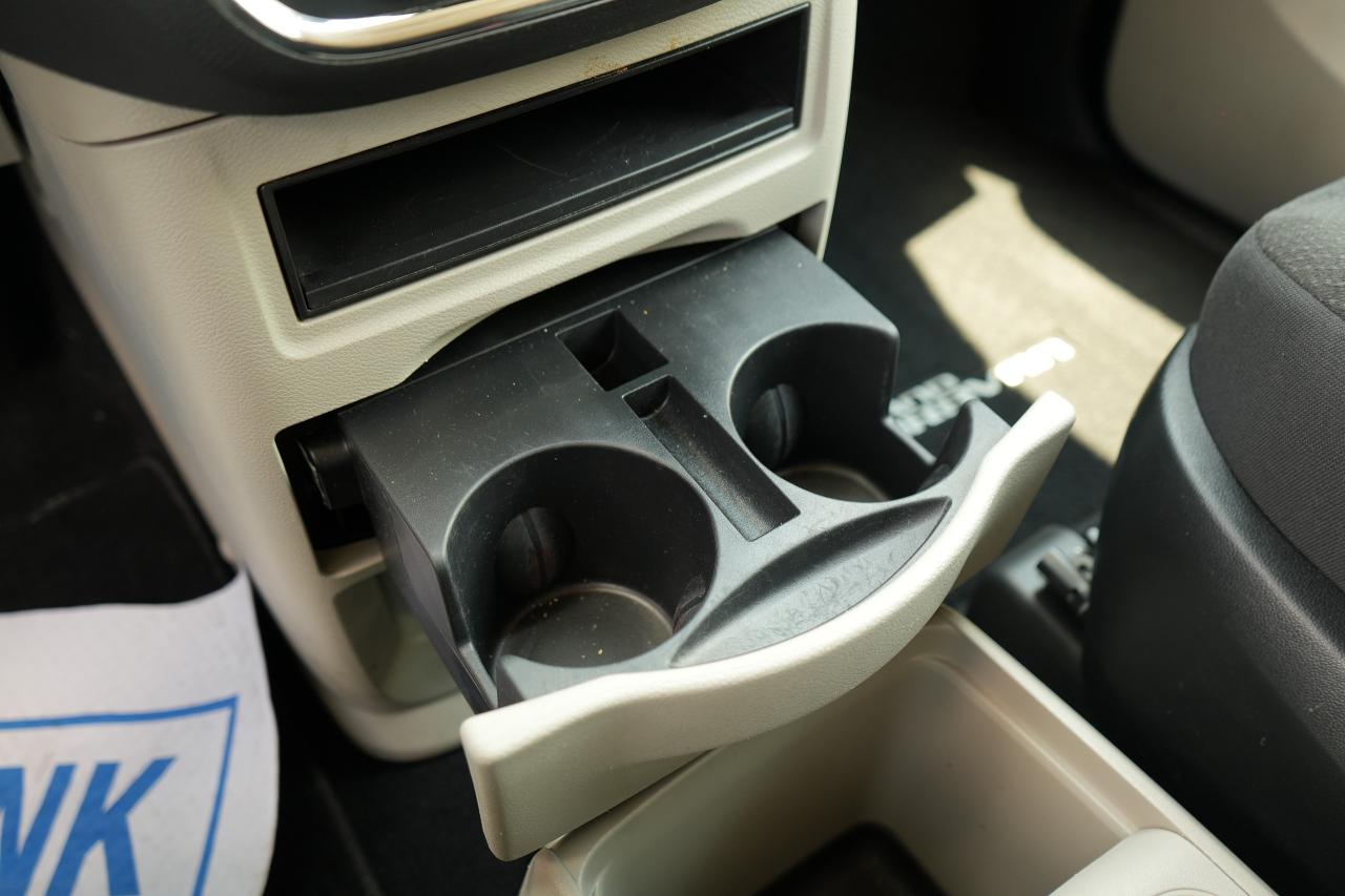 2017 Dodge Grand Caravan SXT Photo