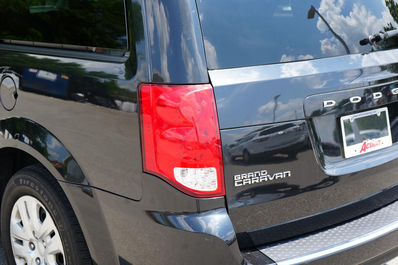 2017 Dodge Grand Caravan SXT Photo