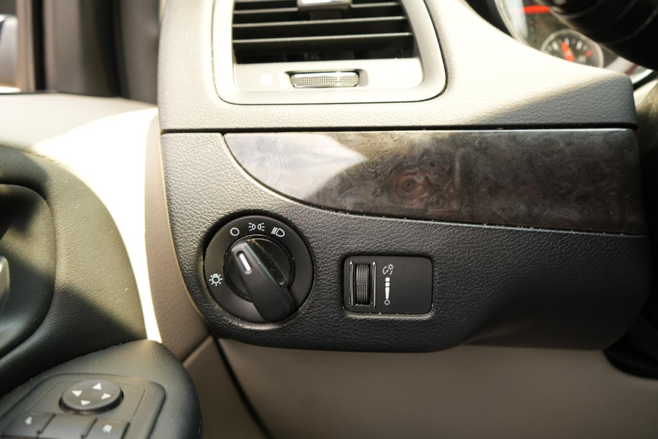 2017 Dodge Grand Caravan SXT Photo