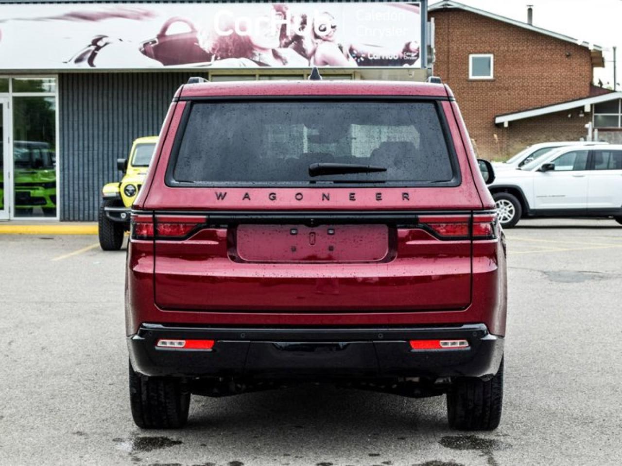 2024 Jeep Wagoneer Series II Carbide 8 Seater Pano Sunroof 22"Alloy Photo