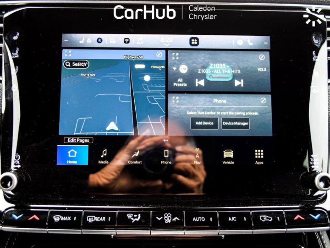 2024 Jeep Wagoneer Series II Carbide 8 Seater Pano Sunroof 22"Alloy Photo