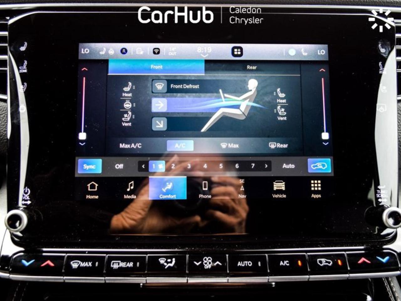 2024 Jeep Wagoneer Series II Carbide 8 Seater Pano Sunroof 22"Alloy Photo