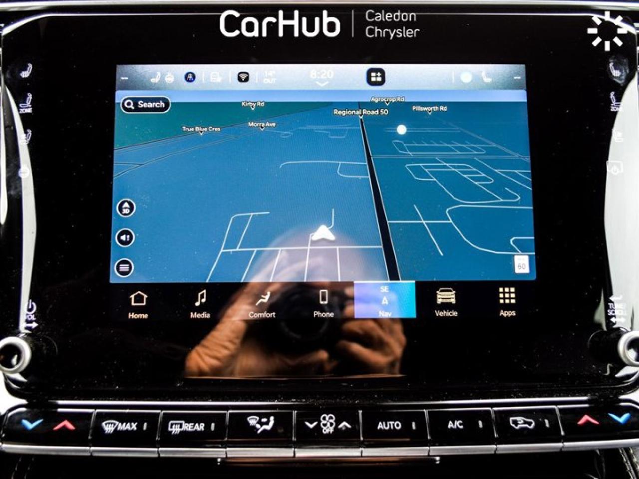 2024 Jeep Wagoneer Series II Carbide 8 Seater Pano Sunroof 22"Alloy Photo