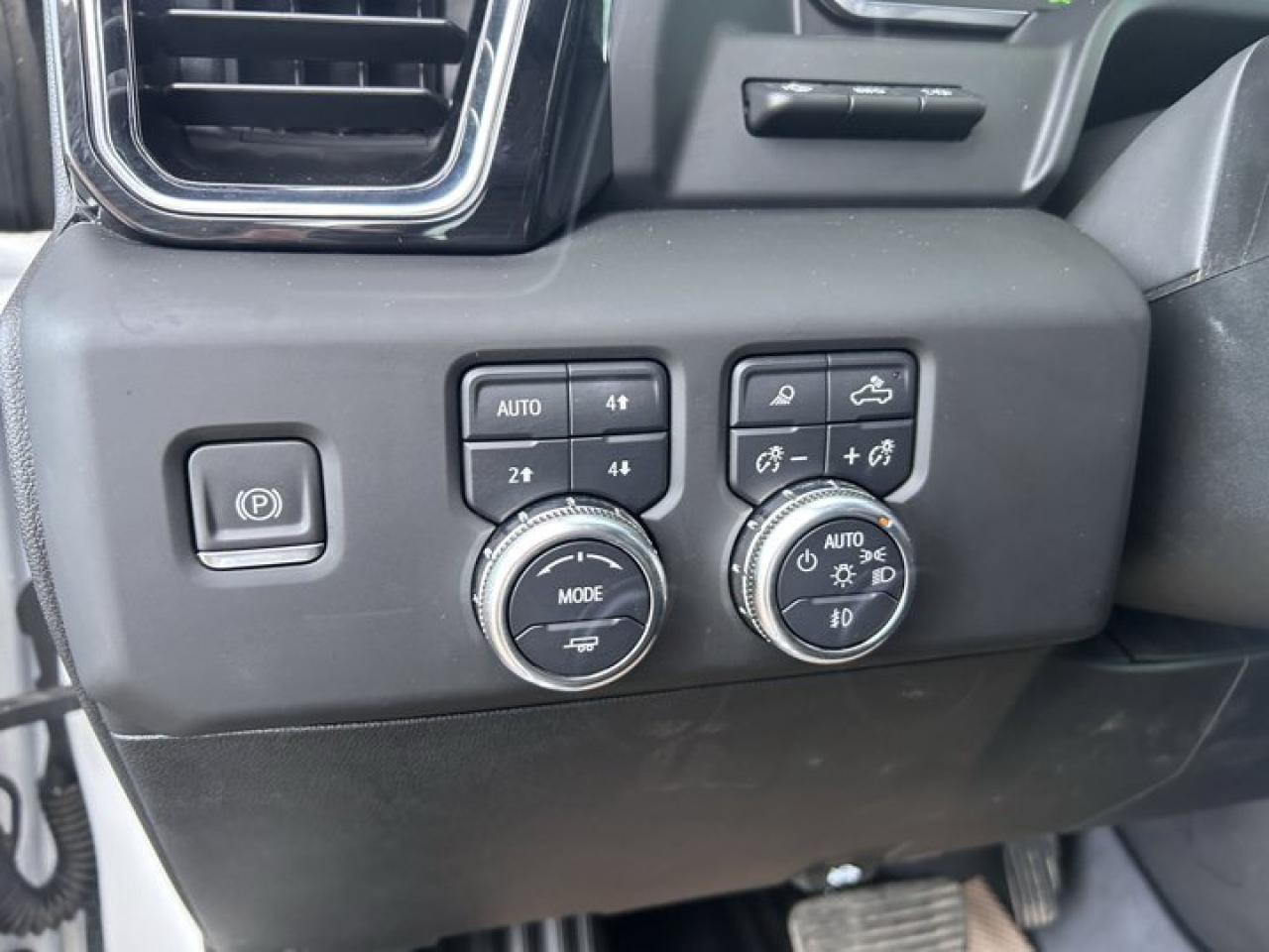12633567