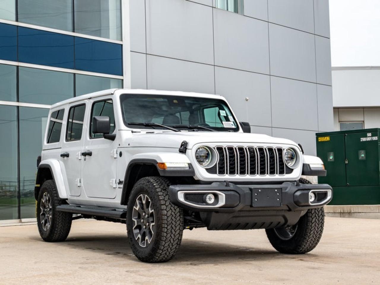 2025 Jeep Wrangler Sahara Photo
