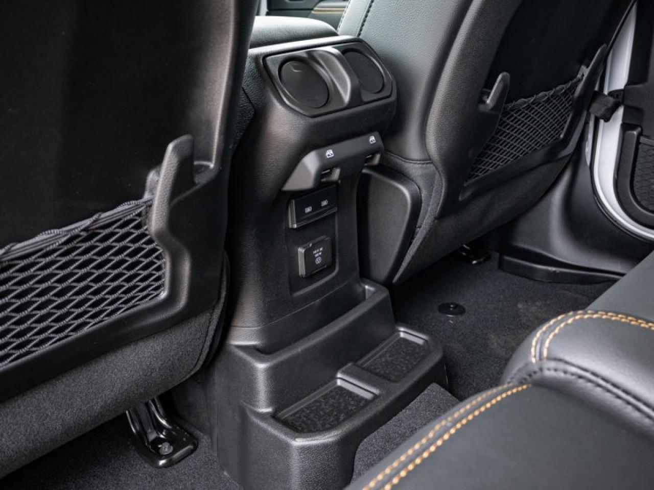 2025 Jeep Wrangler Sahara Photo