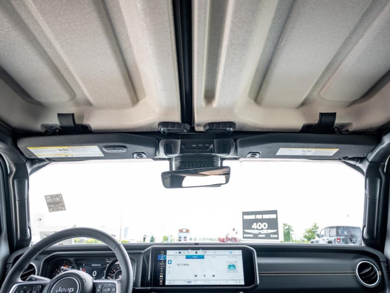 2025 Jeep Wrangler Sahara Photo