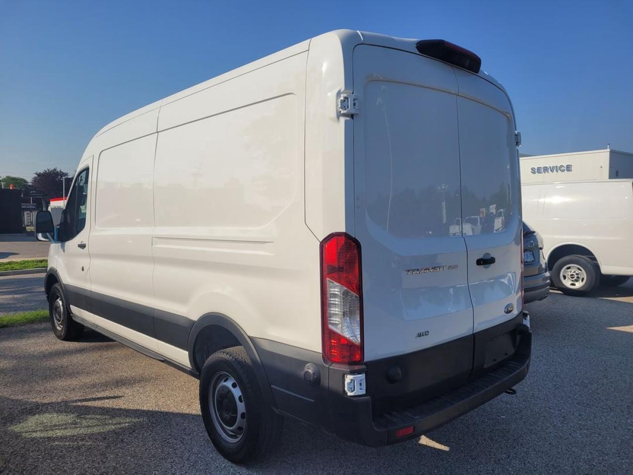 2024 Ford Transit 250 Base Photo3
