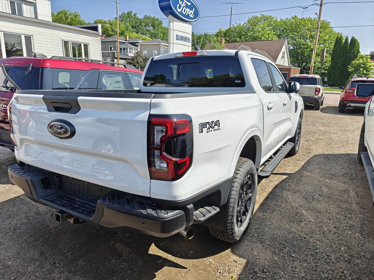 2025 Ford Ranger 4X4 SUPERCREW LARIAT Photo2