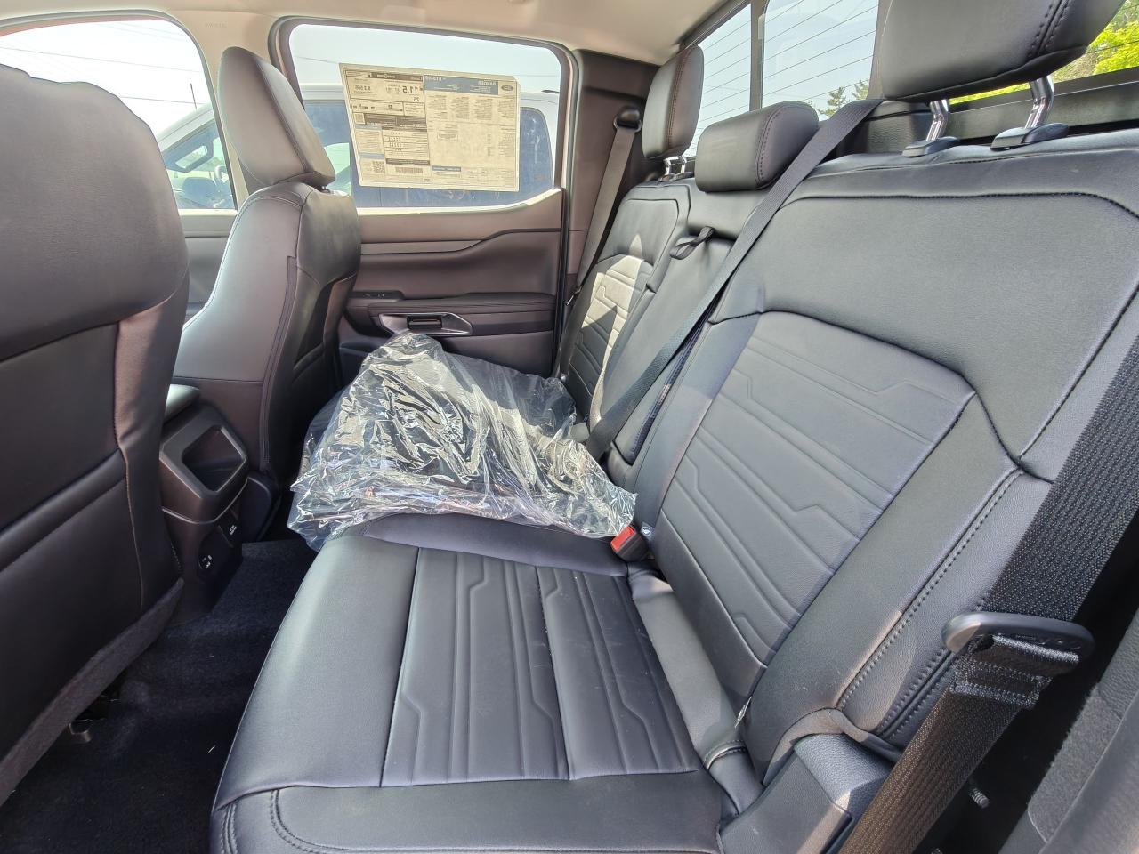 2025 Ford Ranger 4X4 SUPERCREW LARIAT Photo5