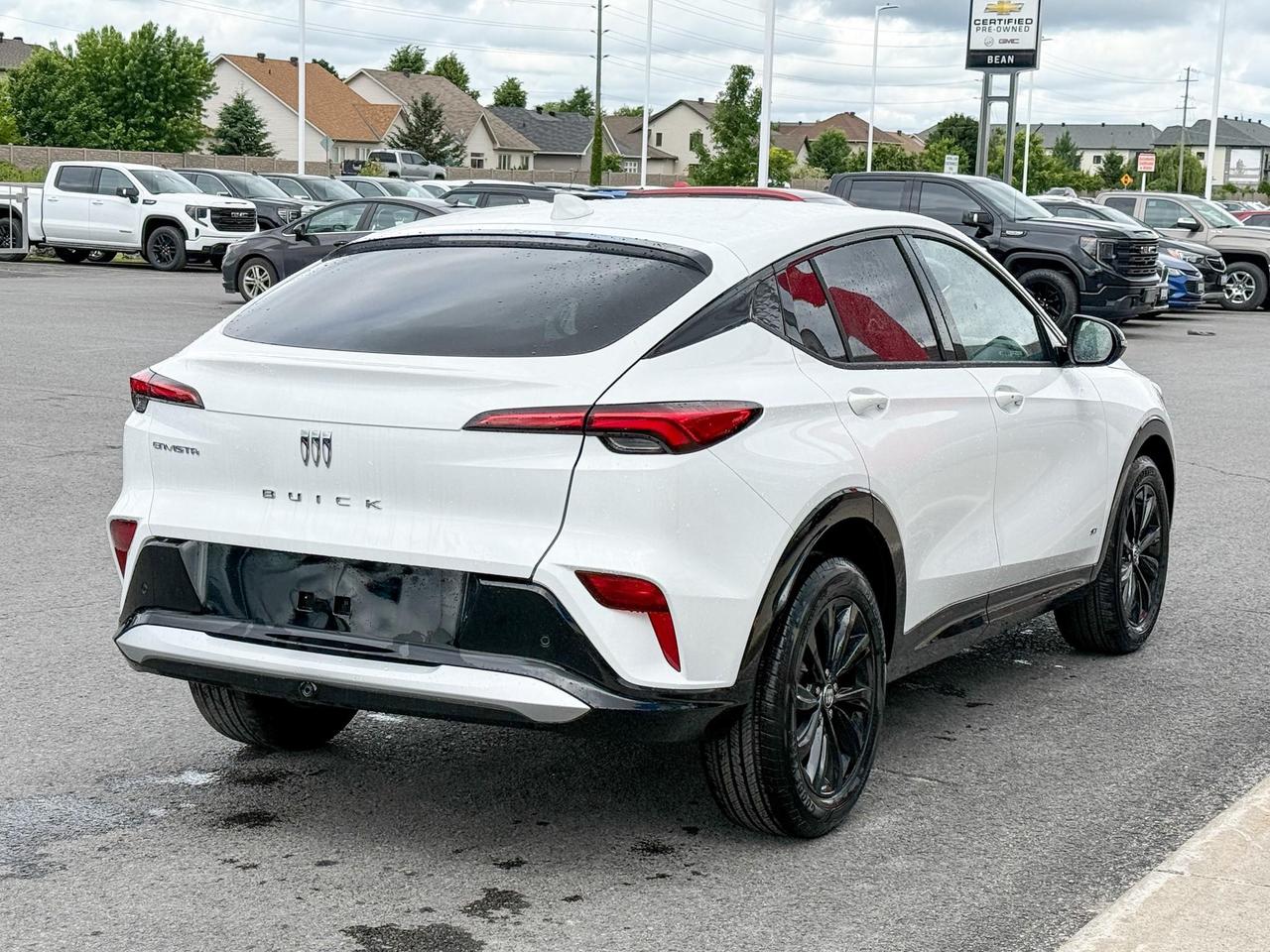 2025 Buick Envista Sport Touring 1.2L 3CYL WITH REMOTE START/ENTRY, HEATED SEATS, HEATED STEERING WHEEL, POWER LIFTGATE, ANDROID AUTO AND APPLE CARPLAY Photo