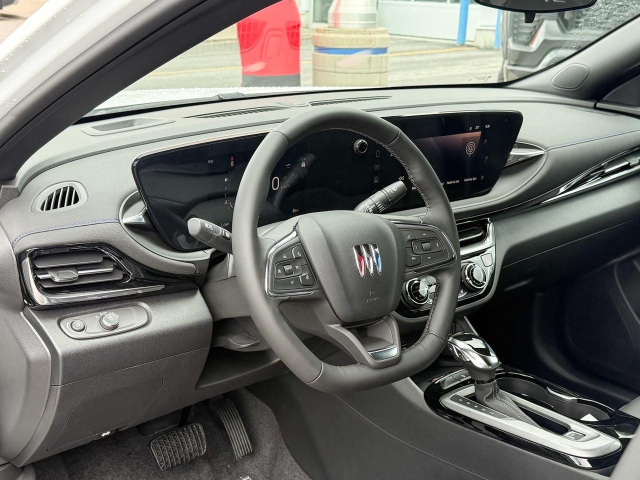 2025 Buick Envista Sport Touring 1.2L 3CYL WITH REMOTE START/ENTRY, HEATED SEATS, HEATED STEERING WHEEL, POWER LIFTGATE, ANDROID AUTO AND APPLE CARPLAY Photo