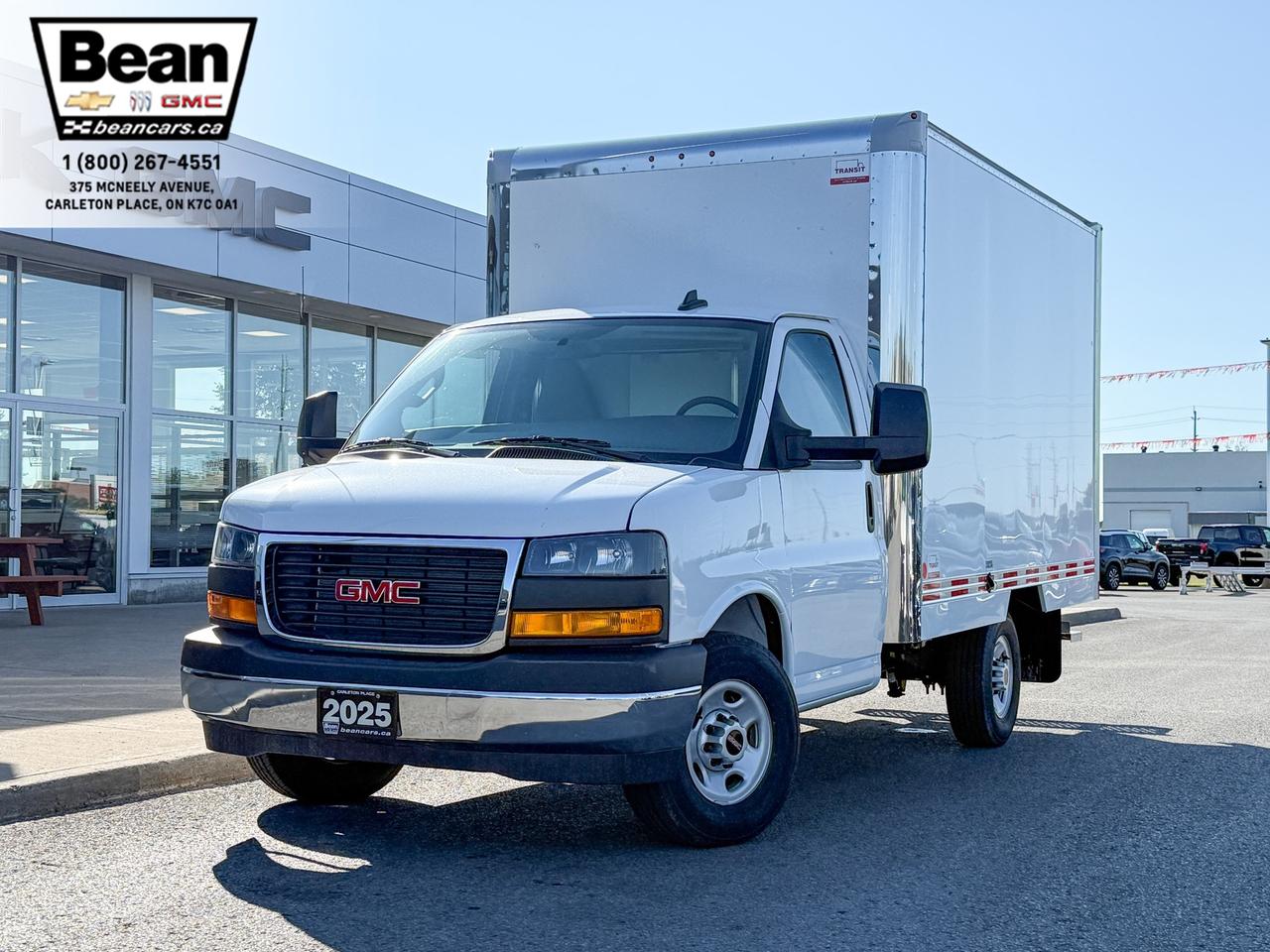 2025 GMC Savana Cutaway Work Van 4.3L V8 WITH REMOTE ENTRY, CRUISE CONTROL, A/C, REAR VISION CAMERA, AM/FM STEREO Photo0