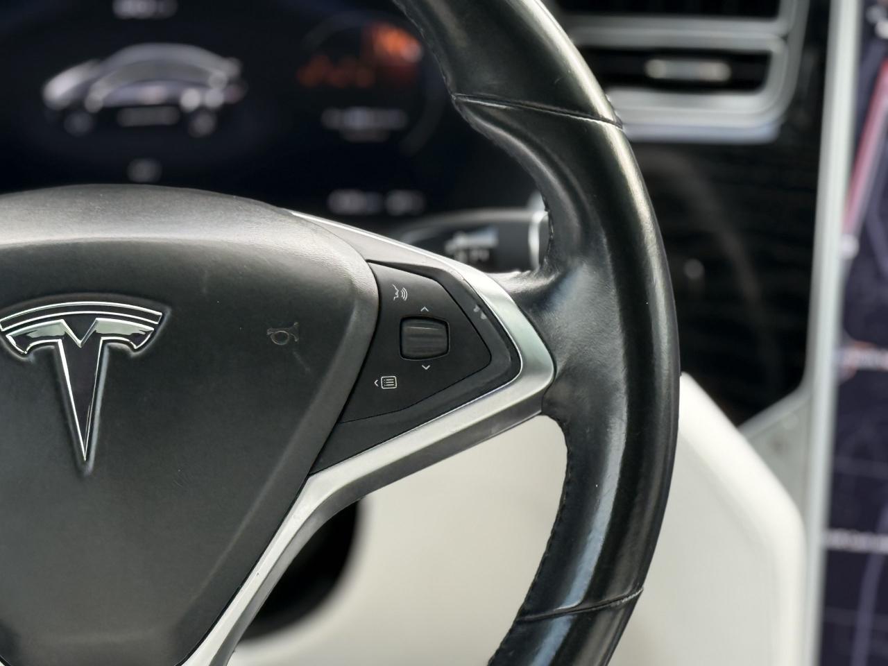 2016 Tesla Model X 90D | PREMIUM CONNECTIVITY | ENHANCED AUTOPILOT - Photo #22