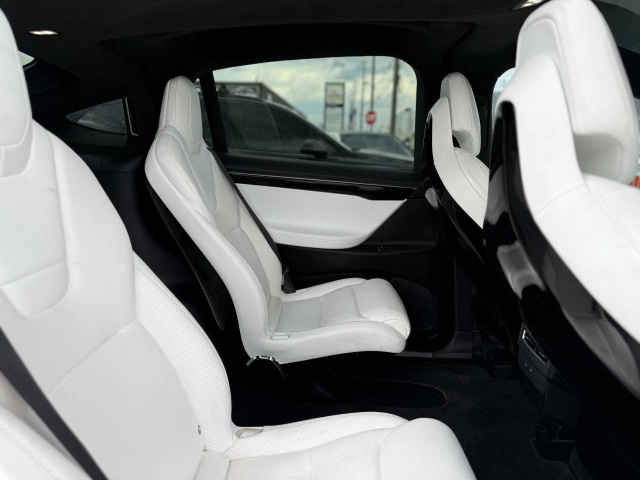 2016 Tesla Model X 90D | PREMIUM CONNECTIVITY | ENHANCED AUTOPILOT - Photo #29