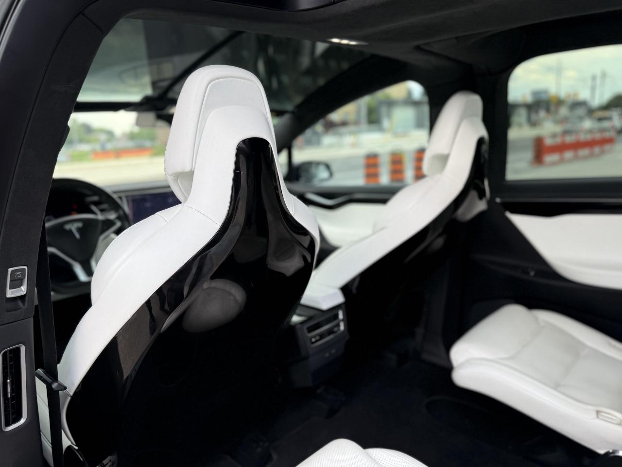 2016 Tesla Model X 90D | PREMIUM CONNECTIVITY | ENHANCED AUTOPILOT - Photo #35