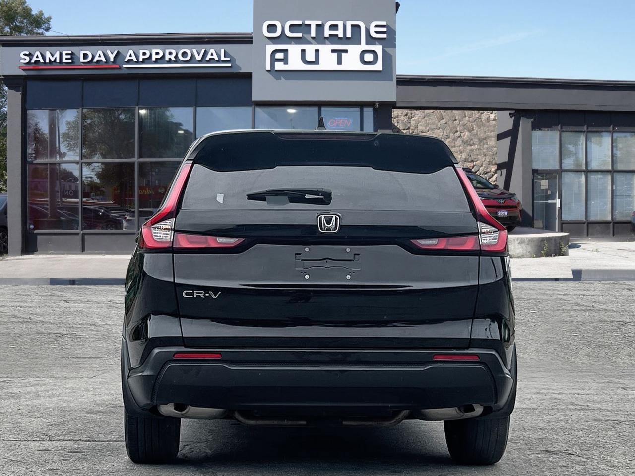2023 Honda CR-V LX - Photo #5