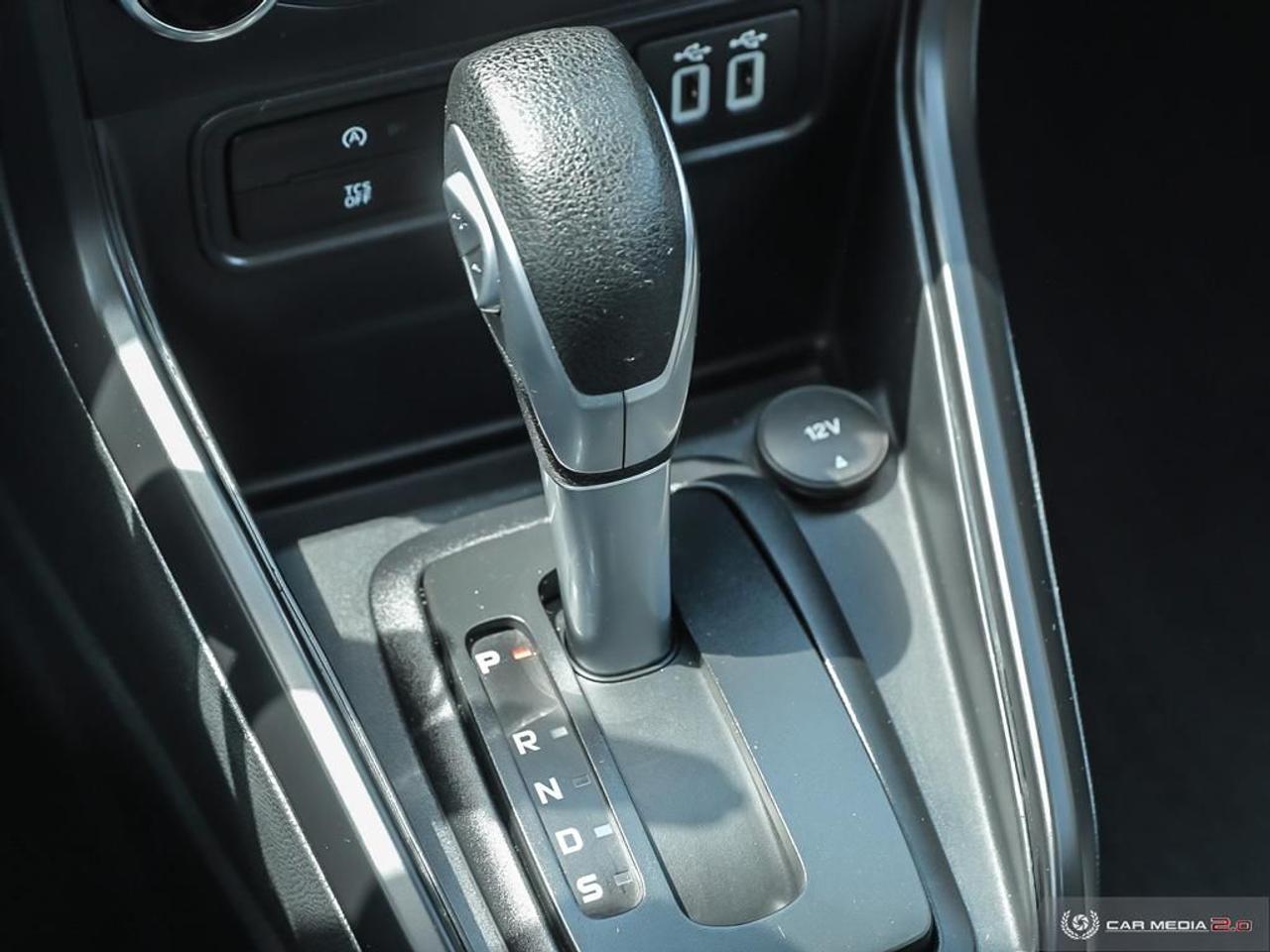 2019 Ford EcoSport S, R/V CAM, B.TOOTH, USB Photo