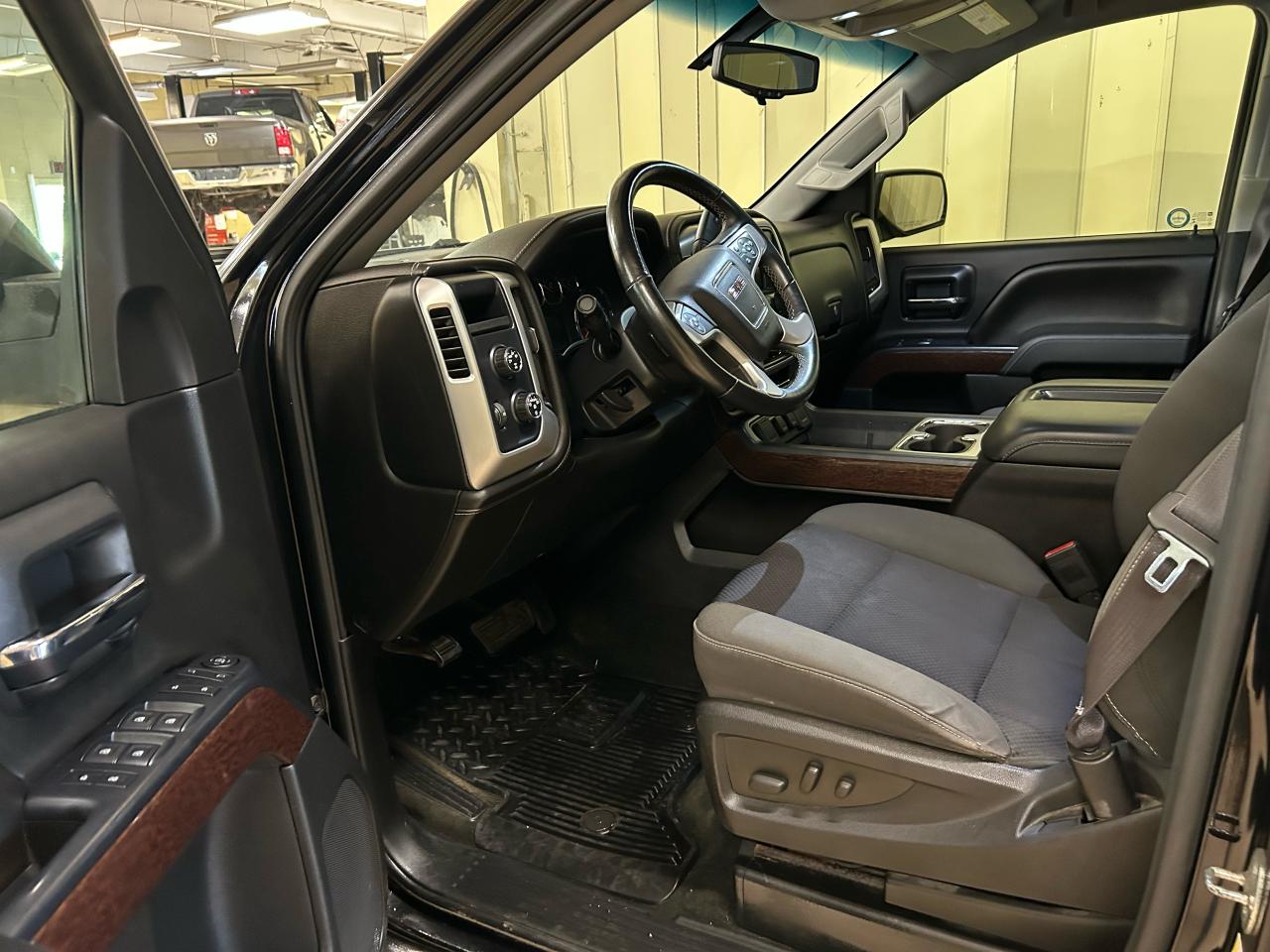 2014 GMC Sierra 1500 SLE - Photo #8