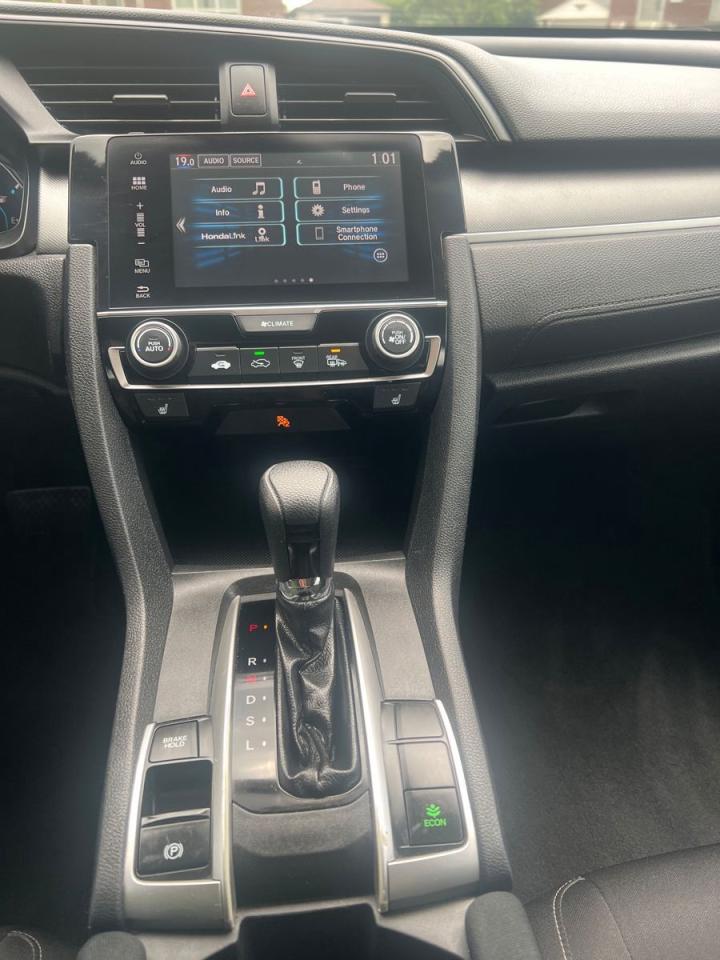 2018 Honda Civic LX Sedan CVT - Photo #11
