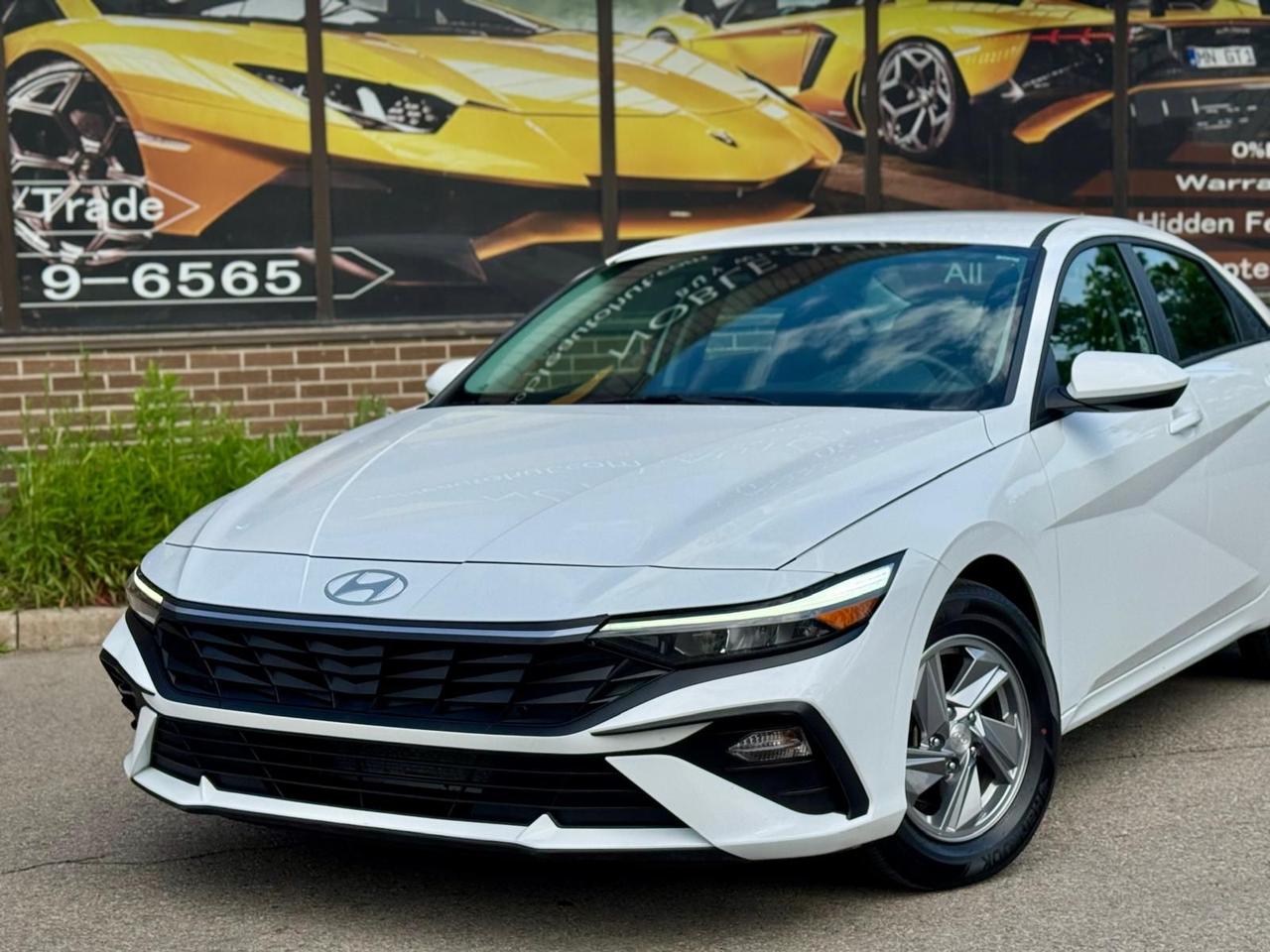 2024 Hyundai Elantra Essential Photo
