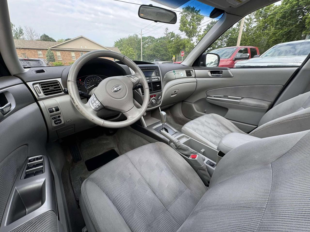 2010 Subaru Forester X - Photo #10
