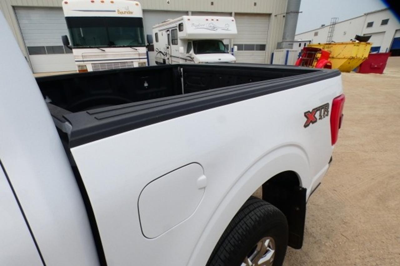 2023 Ford F-150 XLT ecoboost w/Power cloth seats, NAV, BUC - Photo #16
