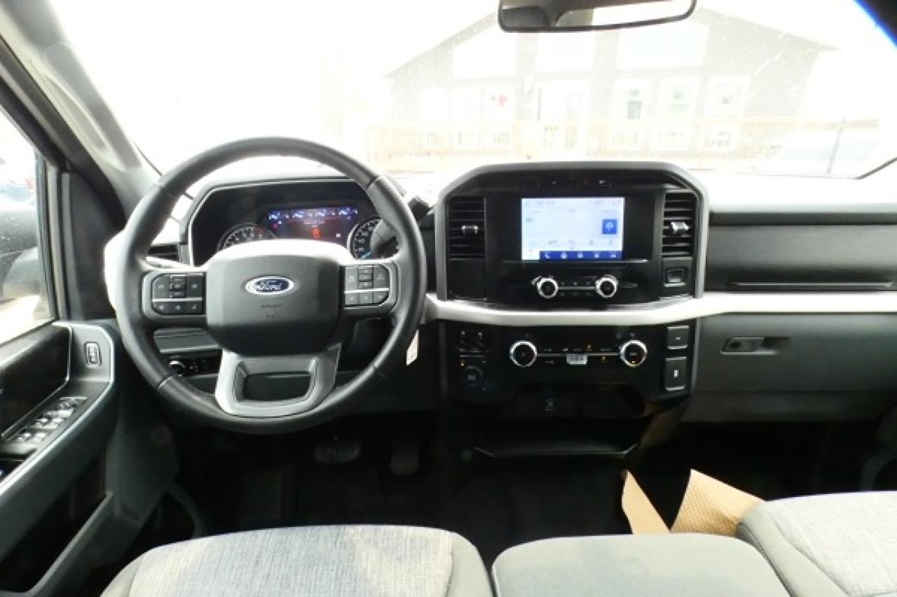 2023 Ford F-150 XLT ecoboost w/Power cloth seats, NAV, BUC - Photo #11