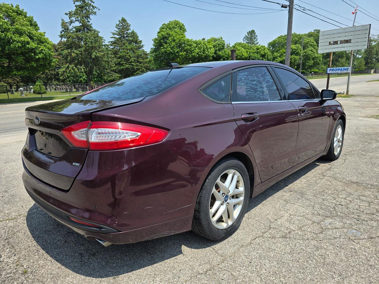 2013 Ford Fusion SE - Photo #6