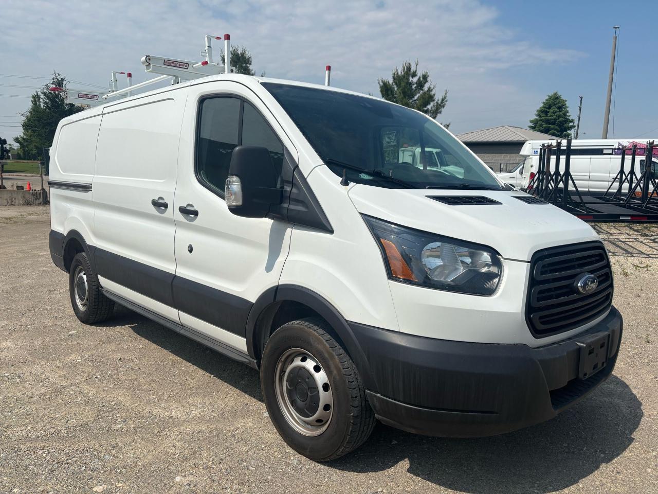 2019 Ford Transit Cargo Van 250 XLT - Photo #5