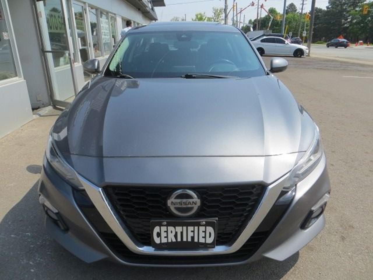 2019 Nissan Altima CERTIFIED, 4 WHEEL DRIVE, SUNROOF, REAR CAMERA - Photo #3