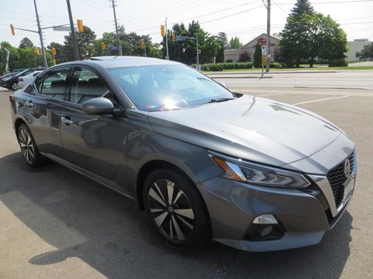2019 Nissan Altima CERTIFIED, 4 WHEEL DRIVE, SUNROOF, REAR CAMERA - Photo #4
