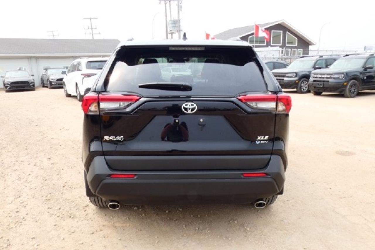 2025 Toyota RAV4 Hybrid XLE AWD w/Htd cloth, S/R, NAV ready, BUC - Photo #7